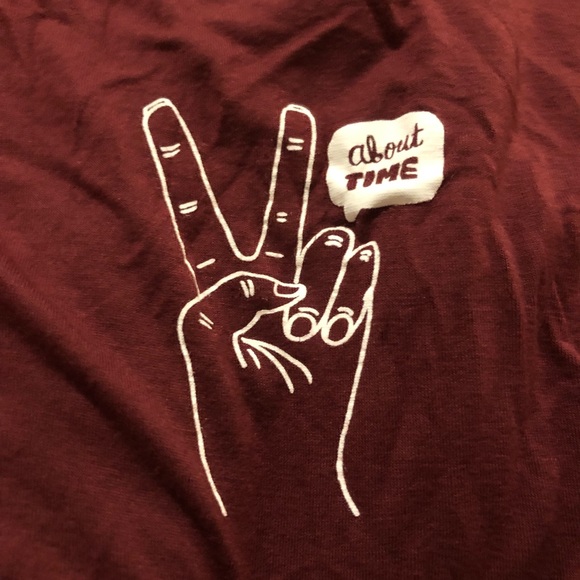 Two American Eagle Soft and Sexy Tees - Picture 5 of 6